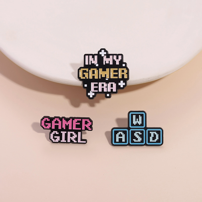 In My Gamer Era Pixel Enamel P - đánh giá và giá Gaming Console Buttons